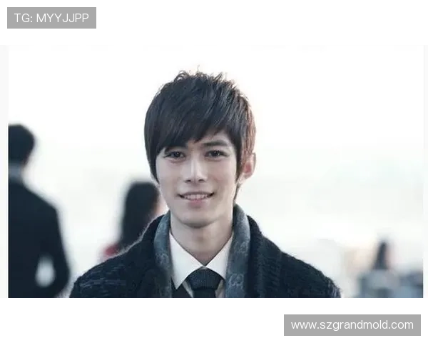 《小时代》:一场关于青春、梦想与现实的华丽冒险